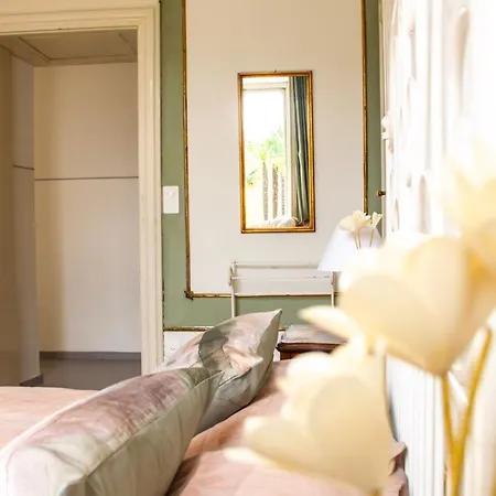 Bed & Blessing / Casa Borgo Guest house Locarno