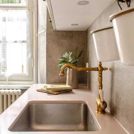 Гостевой дом Bed & Blessing / Casa Borgo Локарно